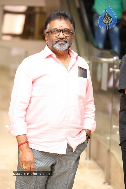 Actor Sathish - Sindhu Wedding Reception Stills - 75 / 105 photos