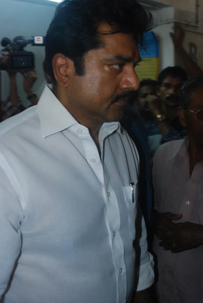 Actress Sukumari Condolences Photos - 40 / 72 photos