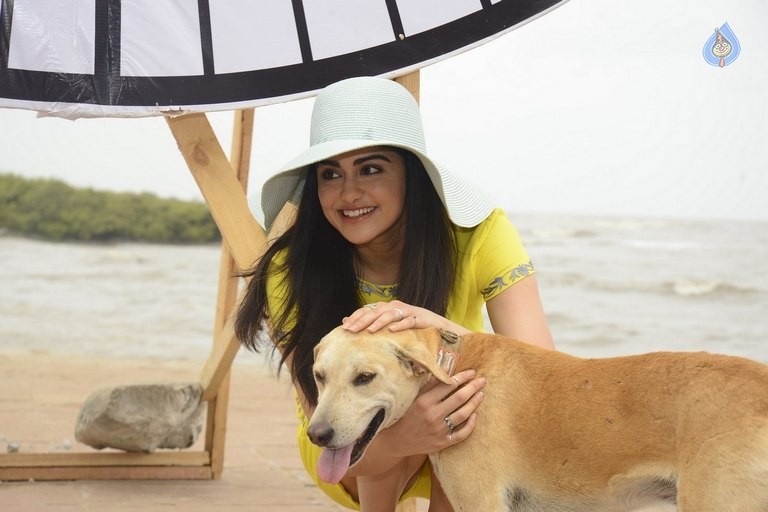 Adah Sharma at PETA Event - 13 / 18 photos