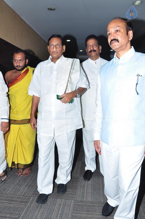 Adiseshagiri Rao Son Wedding Photos 1 - 40 / 88 photos