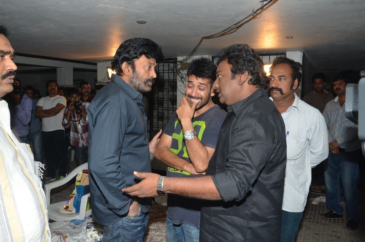 Ahuti Prasad Condolences Photos - 46 / 129 photos