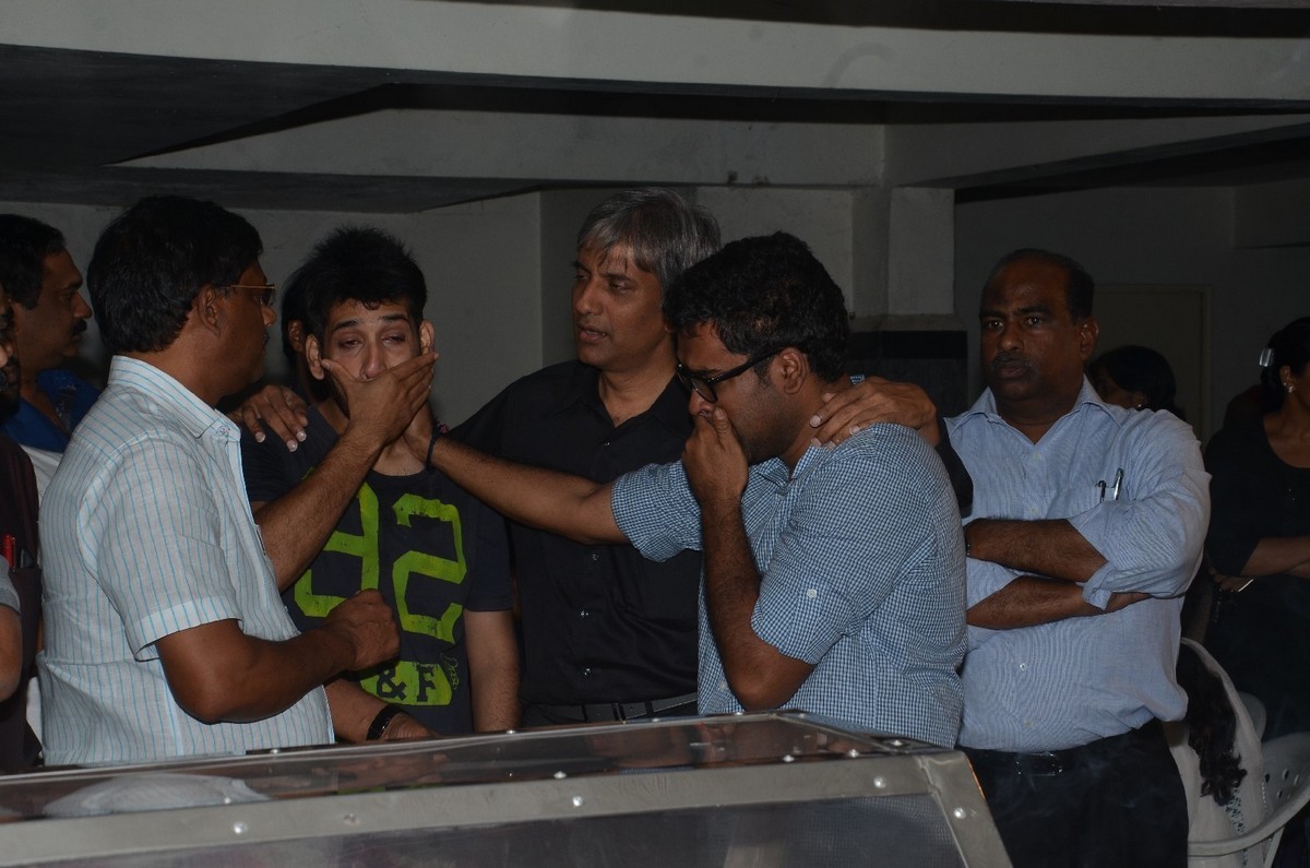 Ahuti Prasad Condolences Photos - 57 / 129 photos