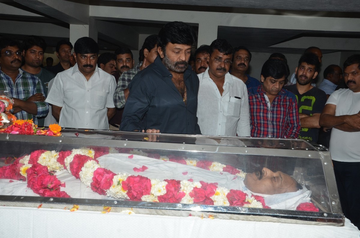 Ahuti Prasad Condolences Photos - 85 / 129 photos