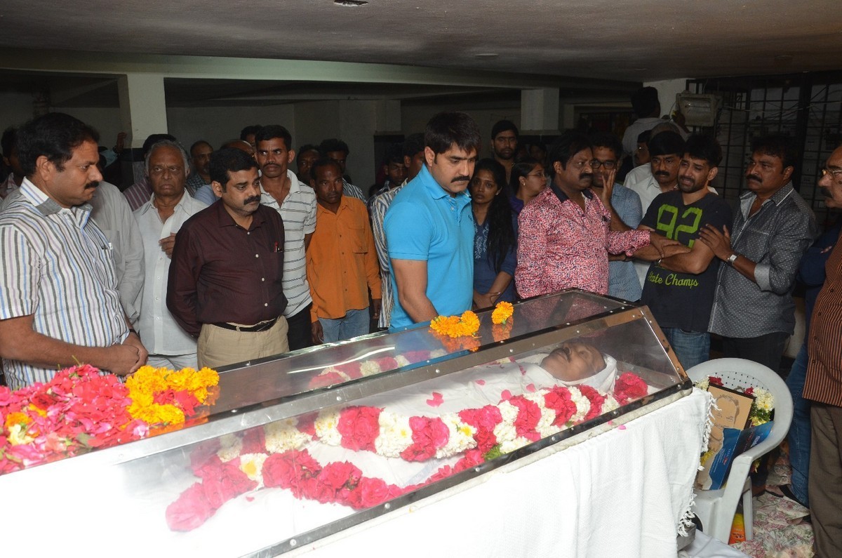 Ahuti Prasad Condolences Photos - 92 / 129 photos
