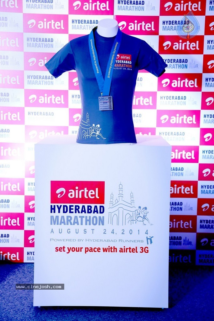 Airtel Hyderabad Marathon 2014 PM - 13 / 37 photos
