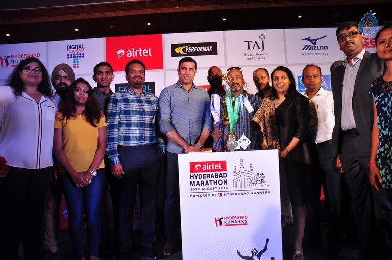 Airtel Hyderabad Marathon 2016 Event - 31 / 38 photos