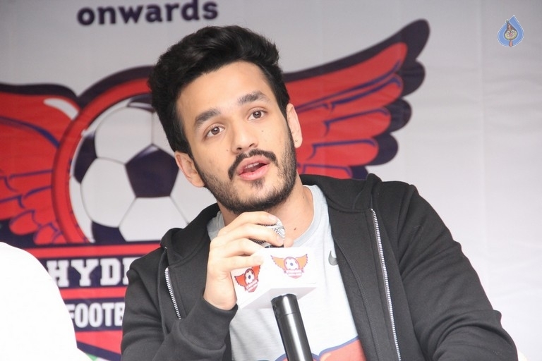 Akhil at Hyderabad Football League - 15 / 18 photos