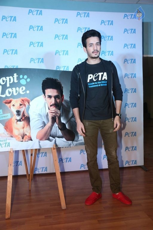 Akhil at PETA Event - 32 / 37 photos