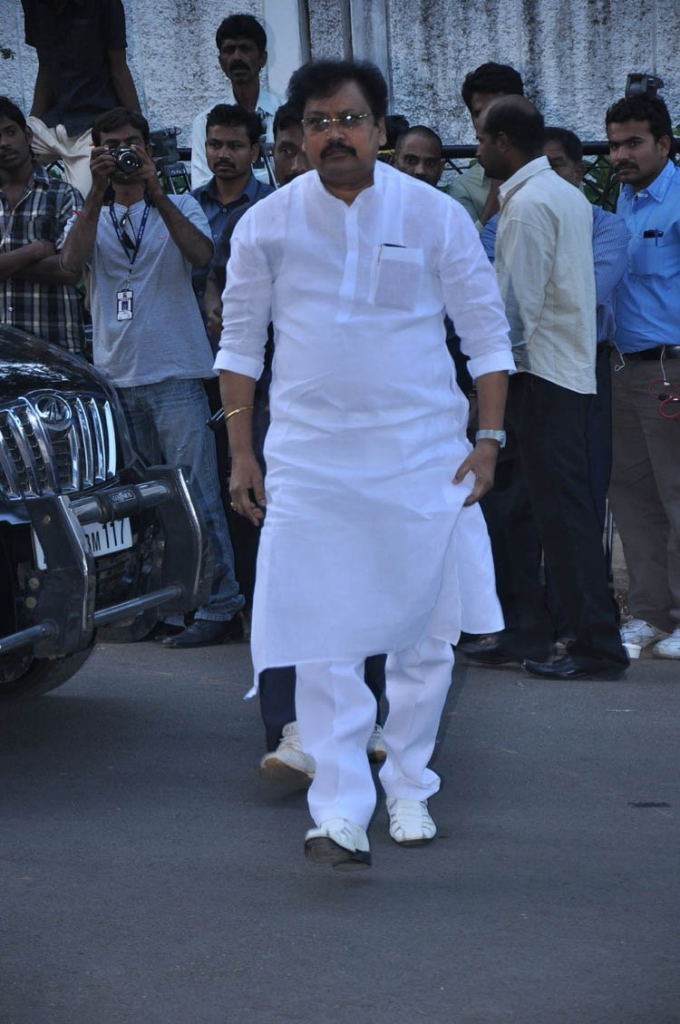 Akkineni Annapurna Condolences-2 - 108 / 114 photos