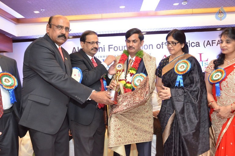 Akkineni International Awards Gala - 24 / 151 photos