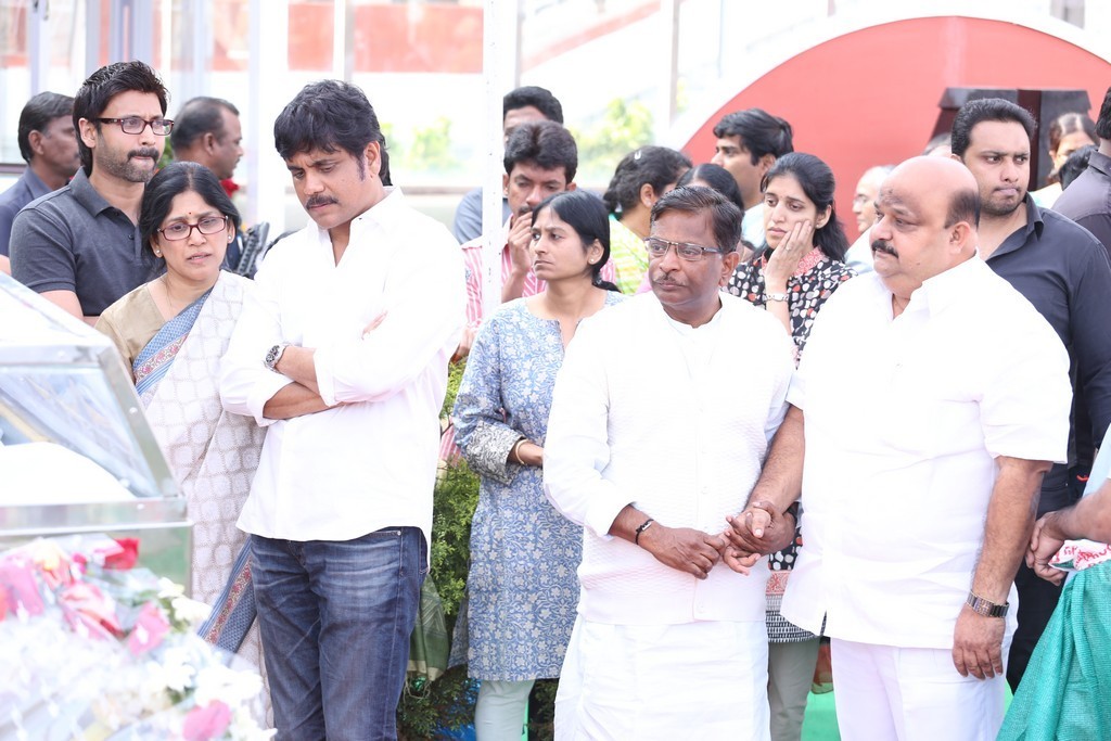 Akkineni Nageswara Rao Condolences Photos 02 - 94 / 211 photos