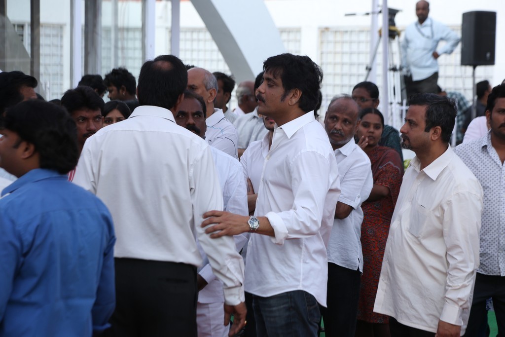 Akkineni Nageswara Rao Condolences Photos - 135 / 450 photos