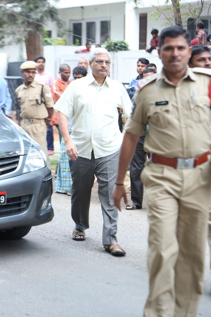 Akkineni Nageswara Rao Condolences Photos - 142 / 450 photos