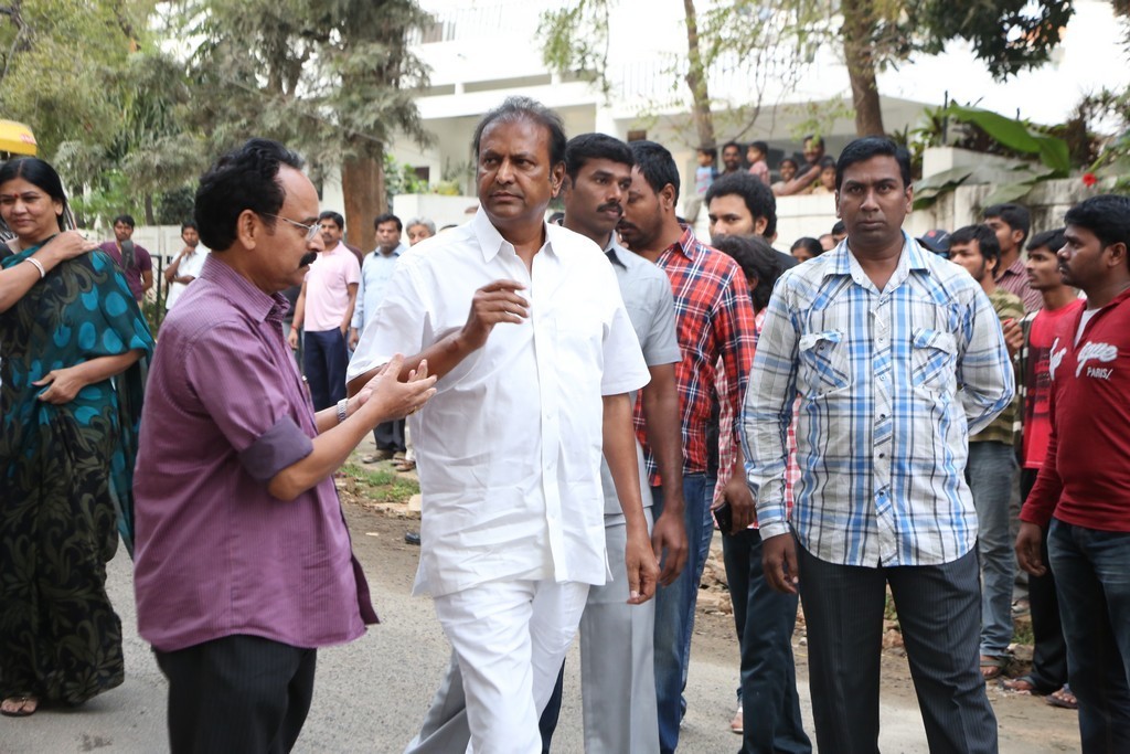 Akkineni Nageswara Rao Condolences Photos - 284 / 450 photos