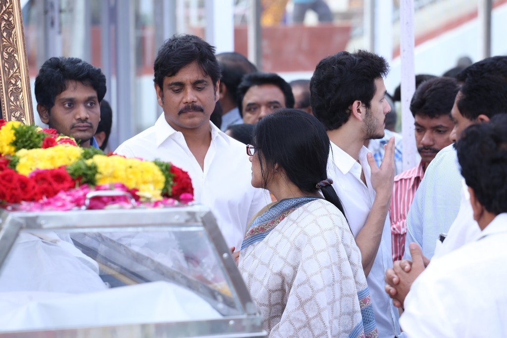 Akkineni Nageswara Rao Condolences Photos - 316 / 450 photos