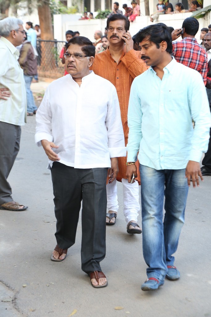 Akkineni Nageswara Rao Condolences Photos - 344 / 450 photos