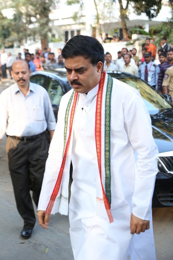 Akkineni Nageswara Rao Condolences Photos - 349 / 450 photos