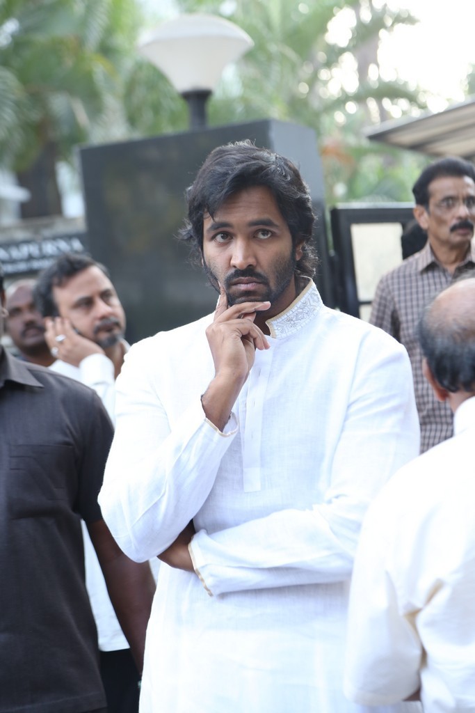 Akkineni Nageswara Rao Condolences Photos - 376 / 450 photos