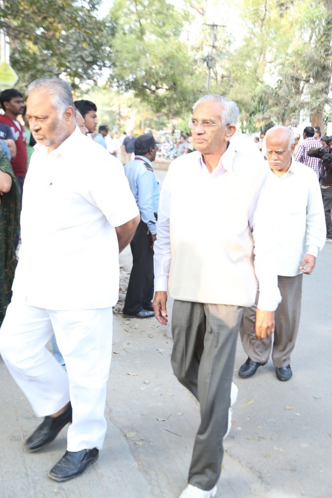 Akkineni Nageswara Rao Condolences Photos - 422 / 450 photos