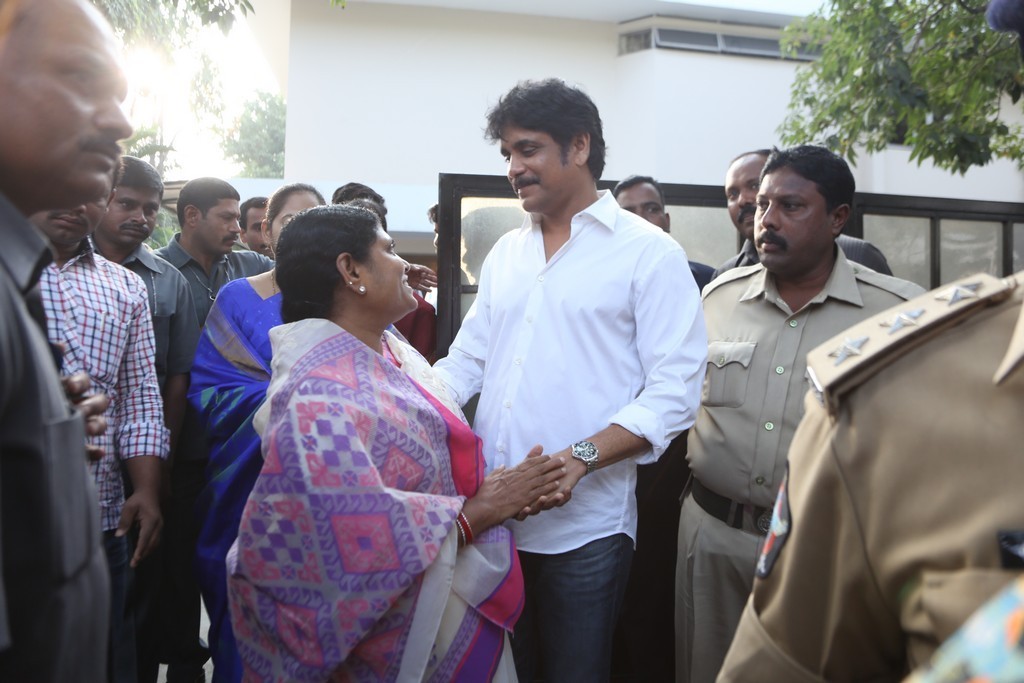 Akkineni Nageswara Rao Condolences Photos - 432 / 450 photos