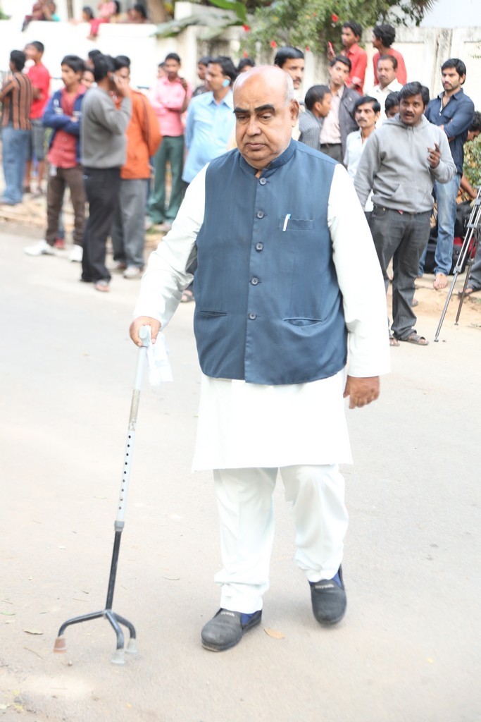 Akkineni Nageswara Rao Condolences Photos - 439 / 450 photos