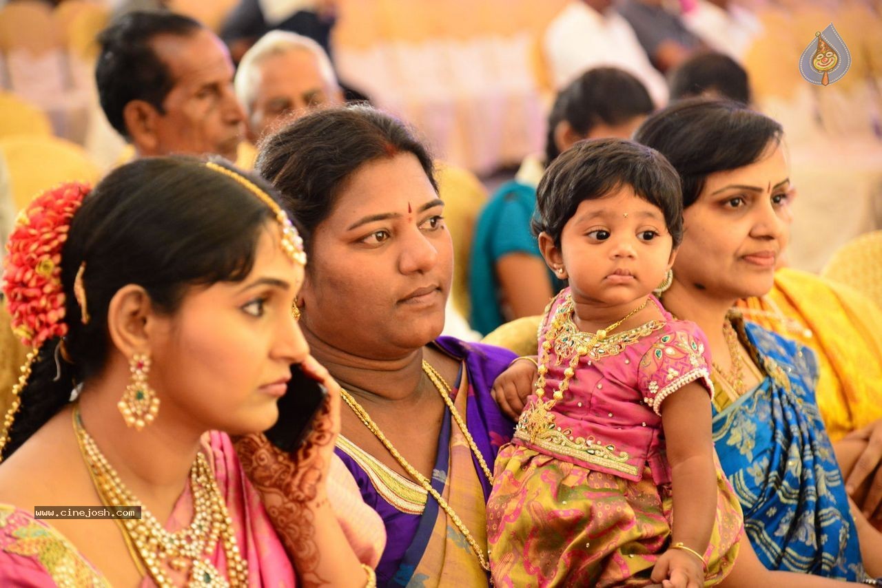 Allari Naresh Wedding Photos 01 - 35 / 51 photos