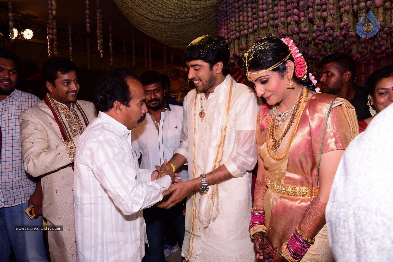 Allari Naresh Wedding Photos 03 - 69 / 227 photos