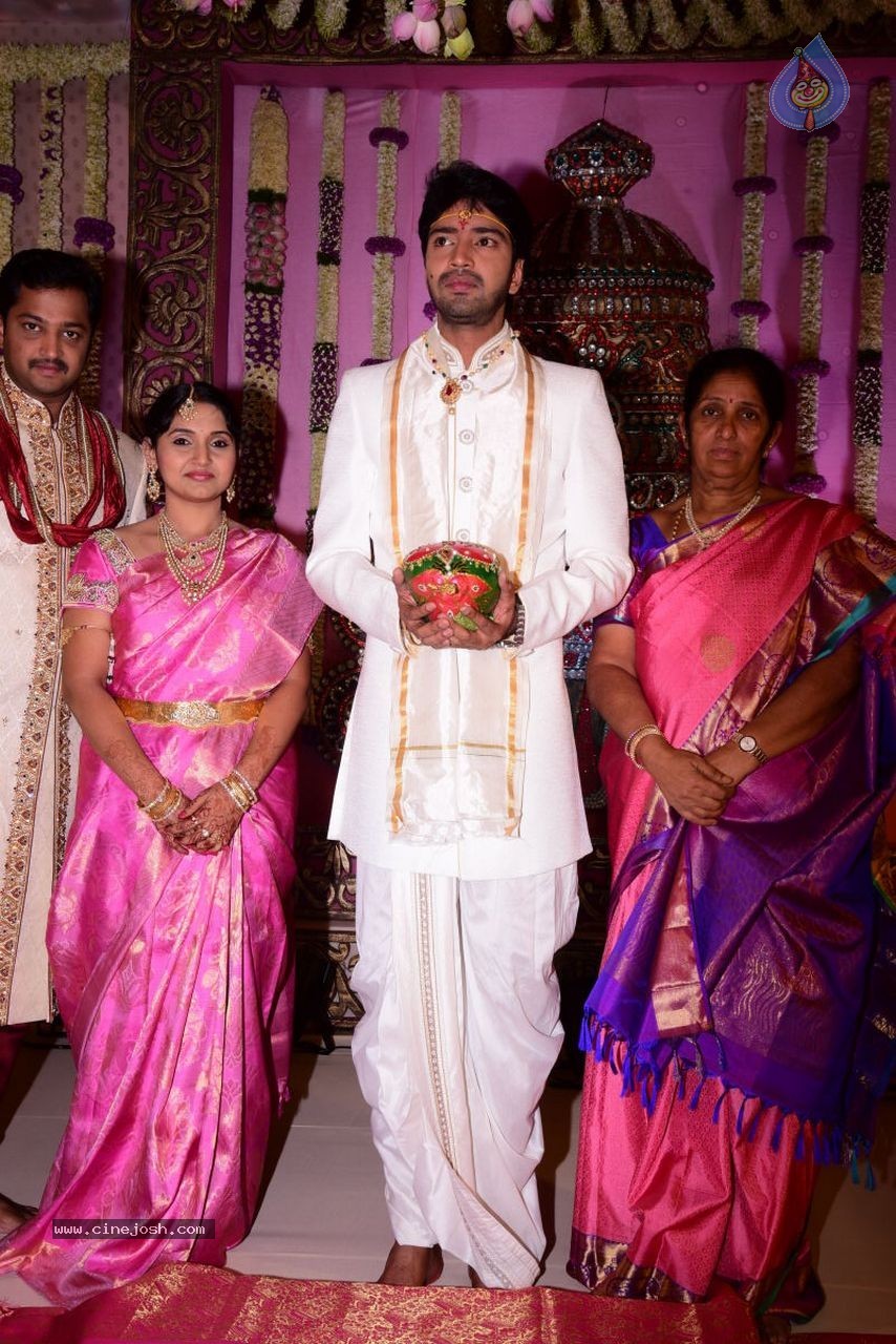 Allari Naresh Wedding Photos 03 - 141 / 227 photos