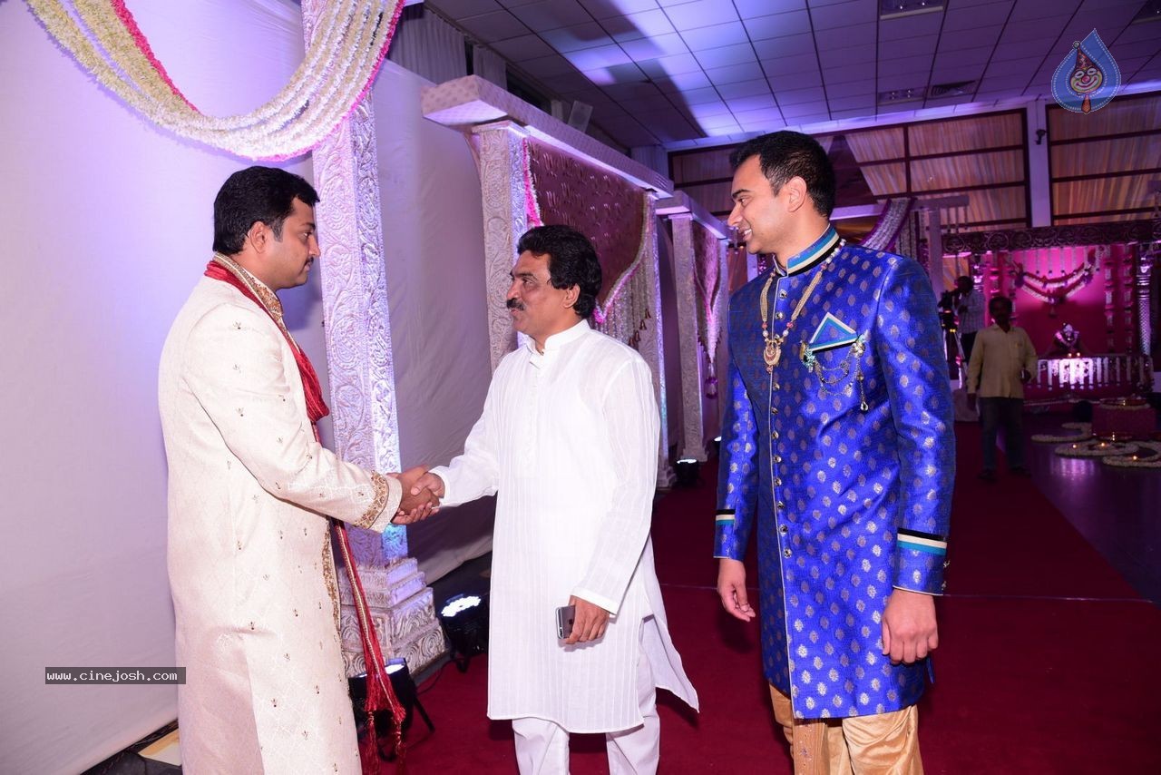 Allari Naresh Wedding Photos 04 - 11 / 59 photos
