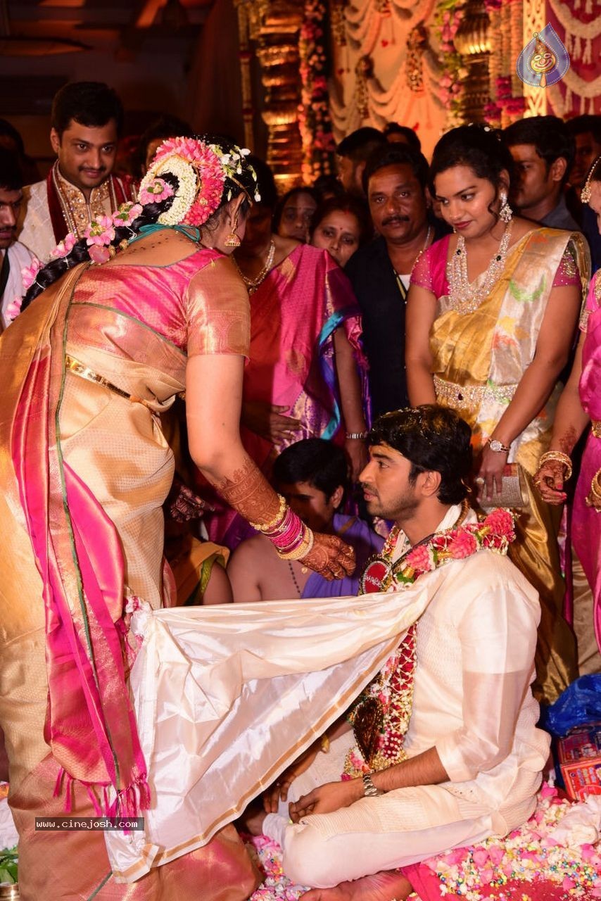 Allari Naresh Wedding Photos 04 - 33 / 59 photos