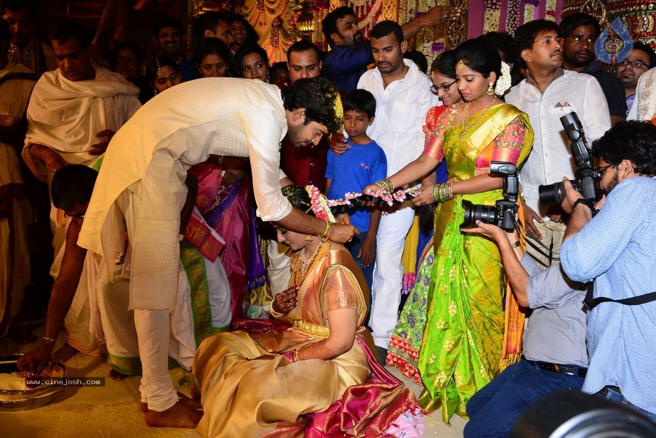 Allari Naresh Wedding Photos 04 - 39 / 59 photos