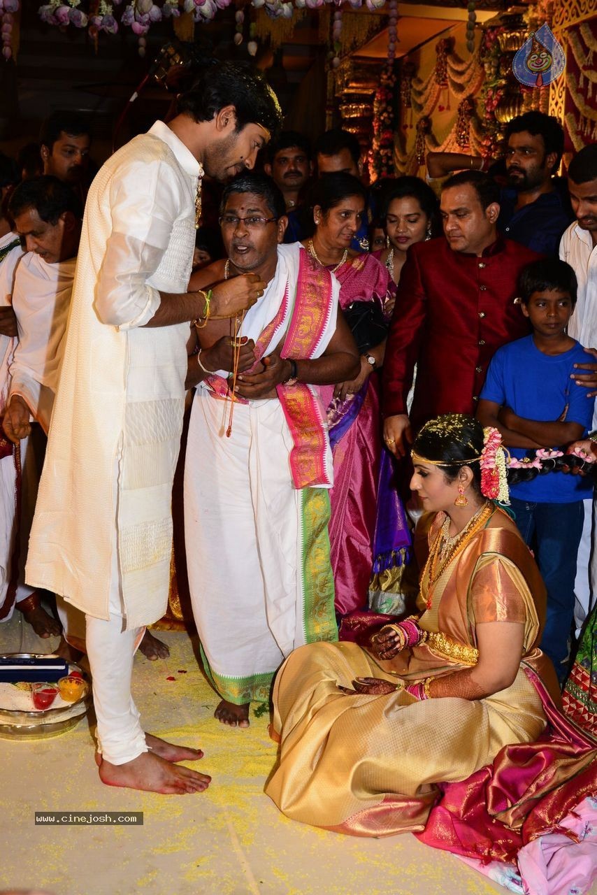 Allari Naresh Wedding Photos 04 - 50 / 59 photos