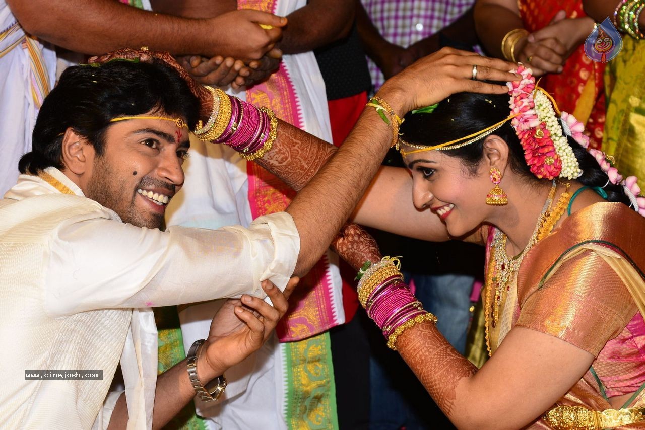 Allari Naresh Wedding Photos 04 - 57 / 59 photos