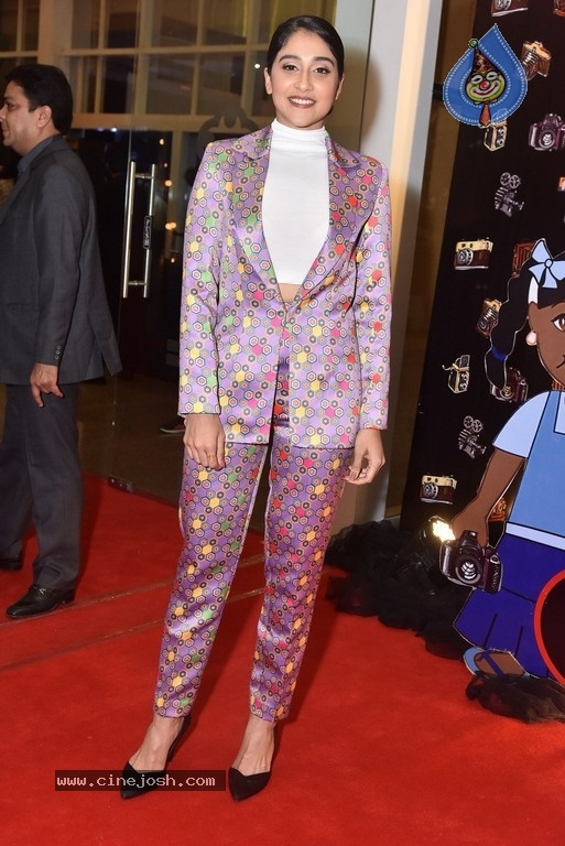 Allu Arjun And Regina Cassandra In A Charity Event - 23 / 42 photos