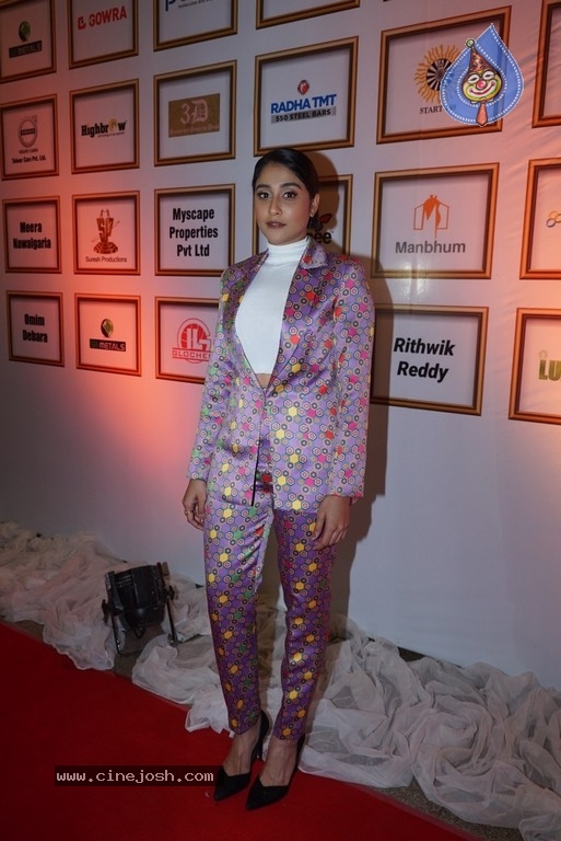 Allu Arjun And Regina Cassandra In A Charity Event - 31 / 42 photos