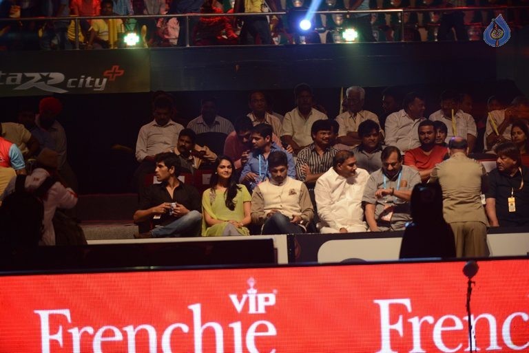 Allu Arjun at PRO Kabaddi League Match Photos - 74 / 102 photos