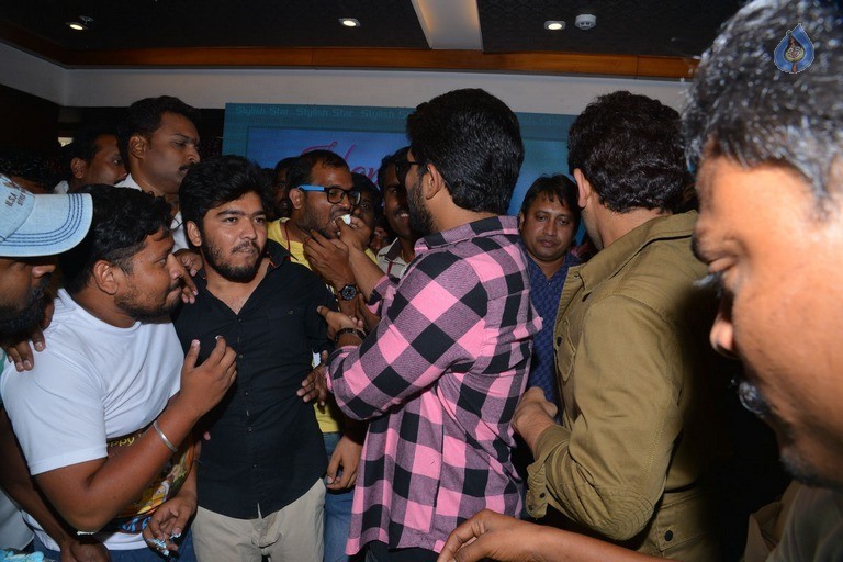 Allu Arjun Birthday Celebrations at FNCC - 18 / 40 photos