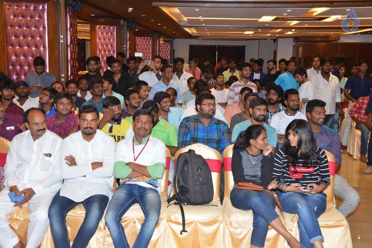 Allu Arjun Birthday Celebrations at FNCC - 19 / 40 photos