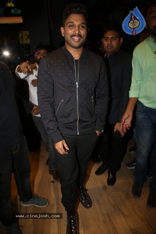 Allu Arjun Launches Buffalo Wild Wings Restaurant - 1 / 41 photos