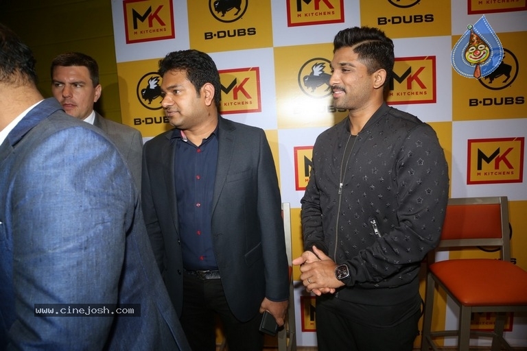 Allu Arjun Launches Buffalo Wild Wings Restaurant - 15 / 41 photos