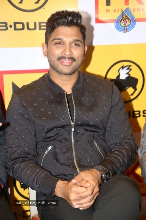 Allu Arjun Launches Buffalo Wild Wings Restaurant - 29 / 41 photos