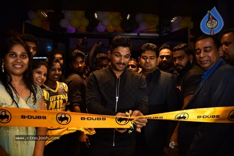 Allu Arjun Launches Buffalo Wild Wings Restaurant - 30 / 41 photos