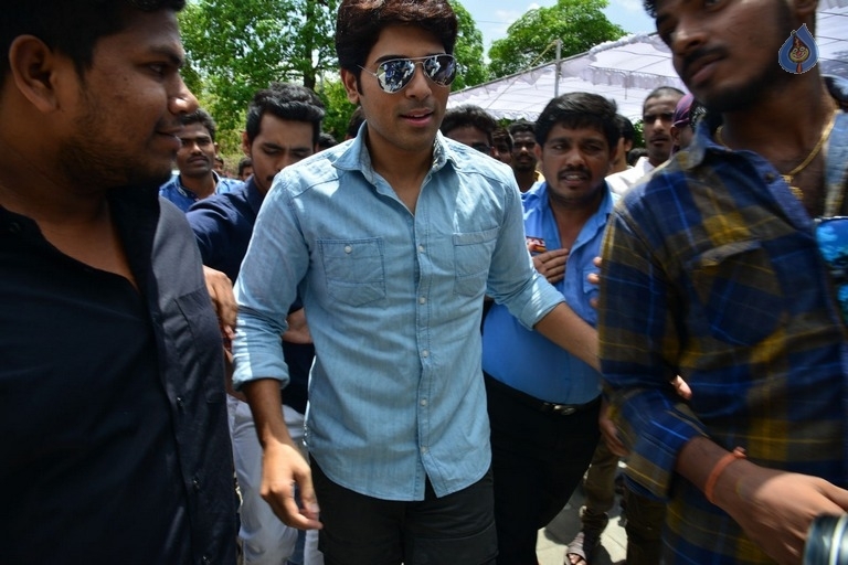 Allu Sirish Birthday Celebrations - 5 / 17 photos