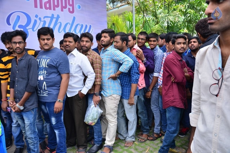 Allu Sirish Birthday Celebrations - 16 / 17 photos