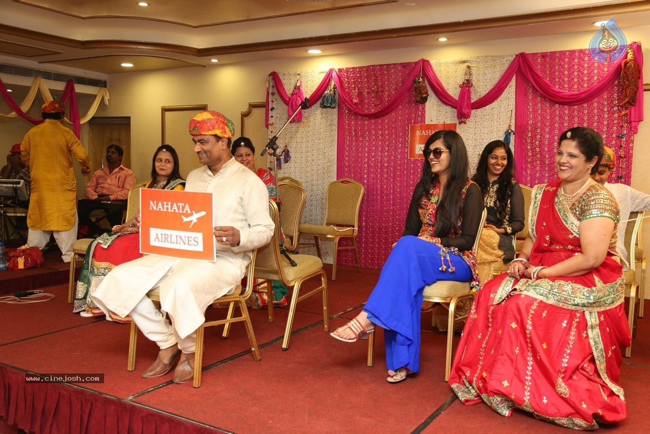 Alok Nahata and Sashi Nahata 25th Wedding Anniversary  - 47 / 128 photos