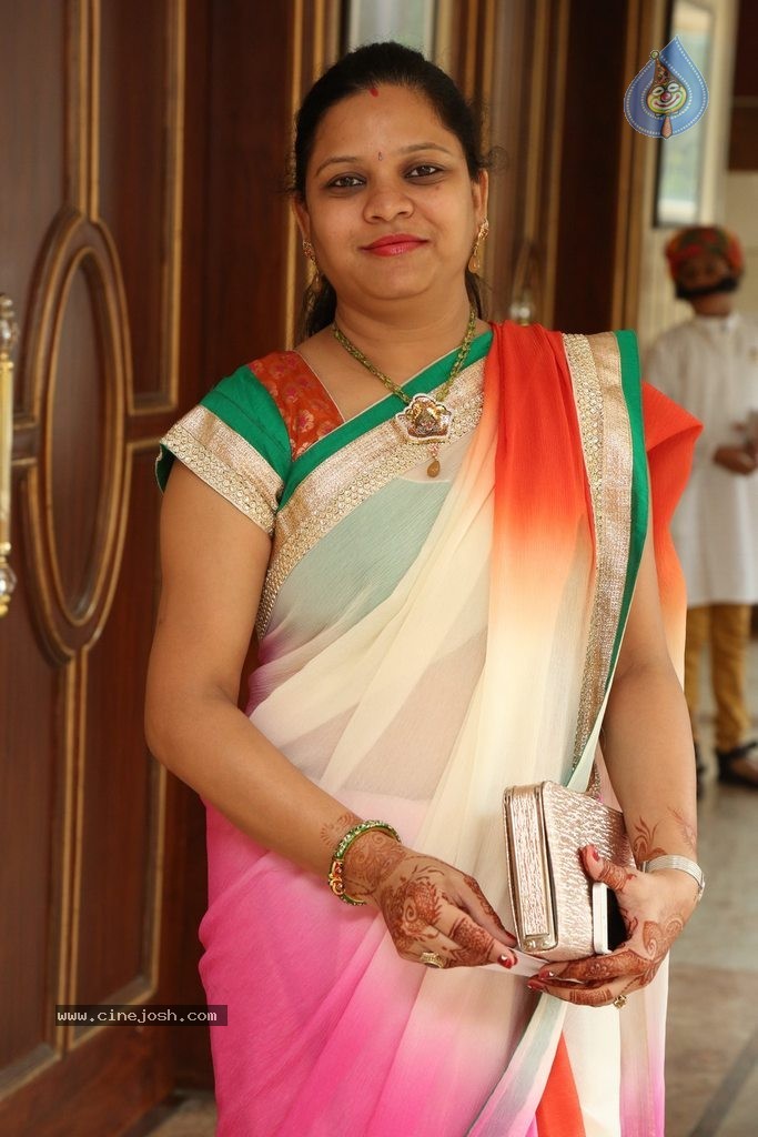 Alok Nahata and Sashi Nahata 25th Wedding Anniversary  - 54 / 128 photos