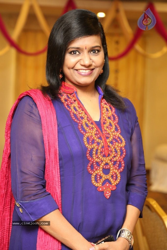 Alok Nahata and Sashi Nahata 25th Wedding Anniversary  - 78 / 128 photos