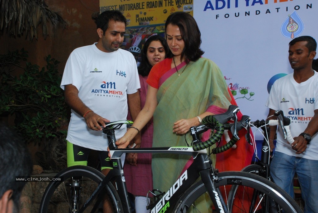 Amala at Aditya Mehta Foundation Event - 3 / 20 photos