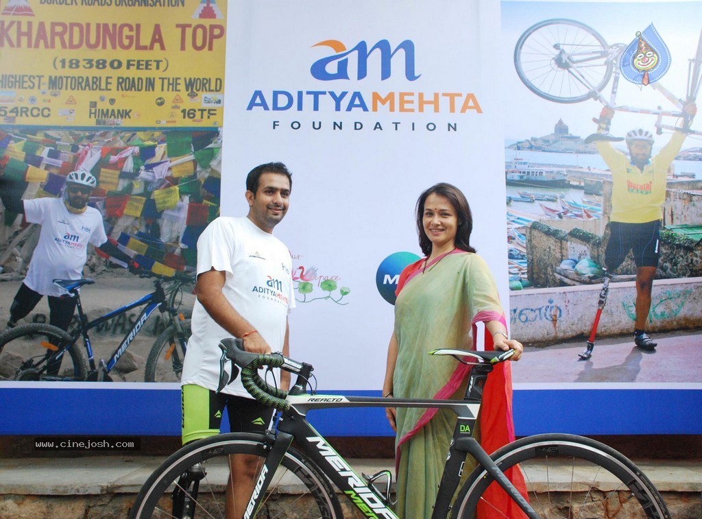 Amala at Aditya Mehta Foundation Event - 20 / 20 photos