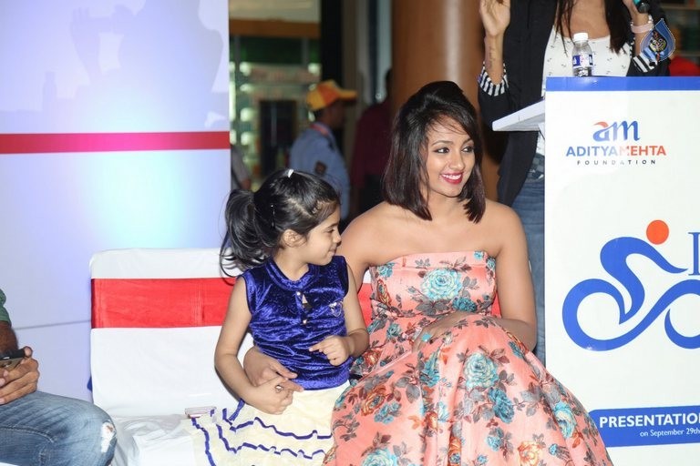 AMF Donation Presentation Event - 69 / 95 photos